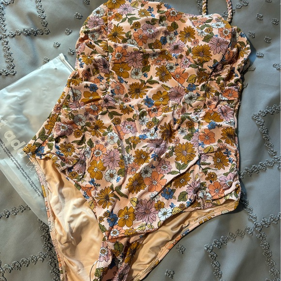 Cupshe Escaping Dizty Square Neck One piece. Size Large. - Picture 1 of 3